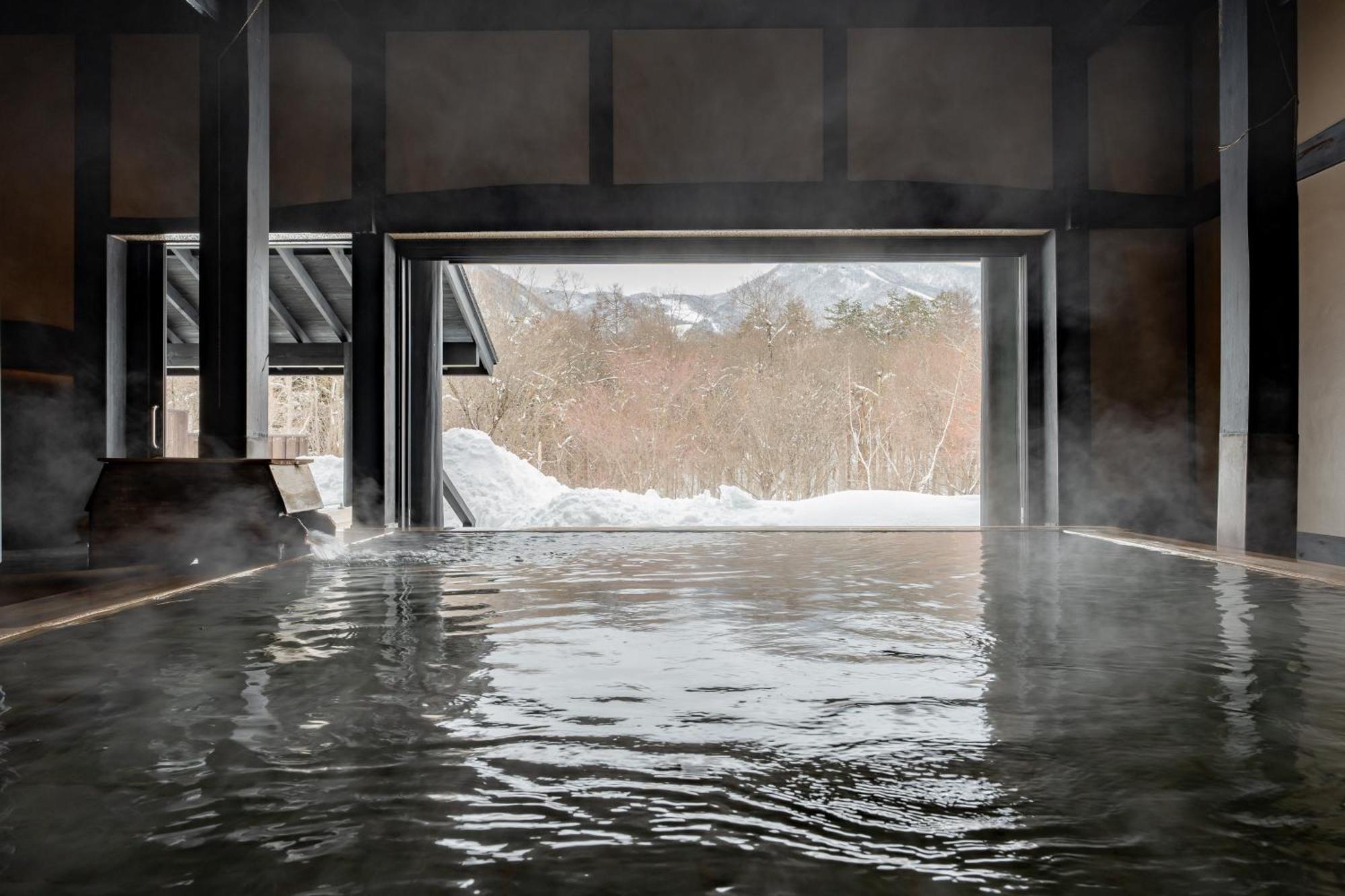 Hotel Sierra Resort Hakuba Exteriör bild