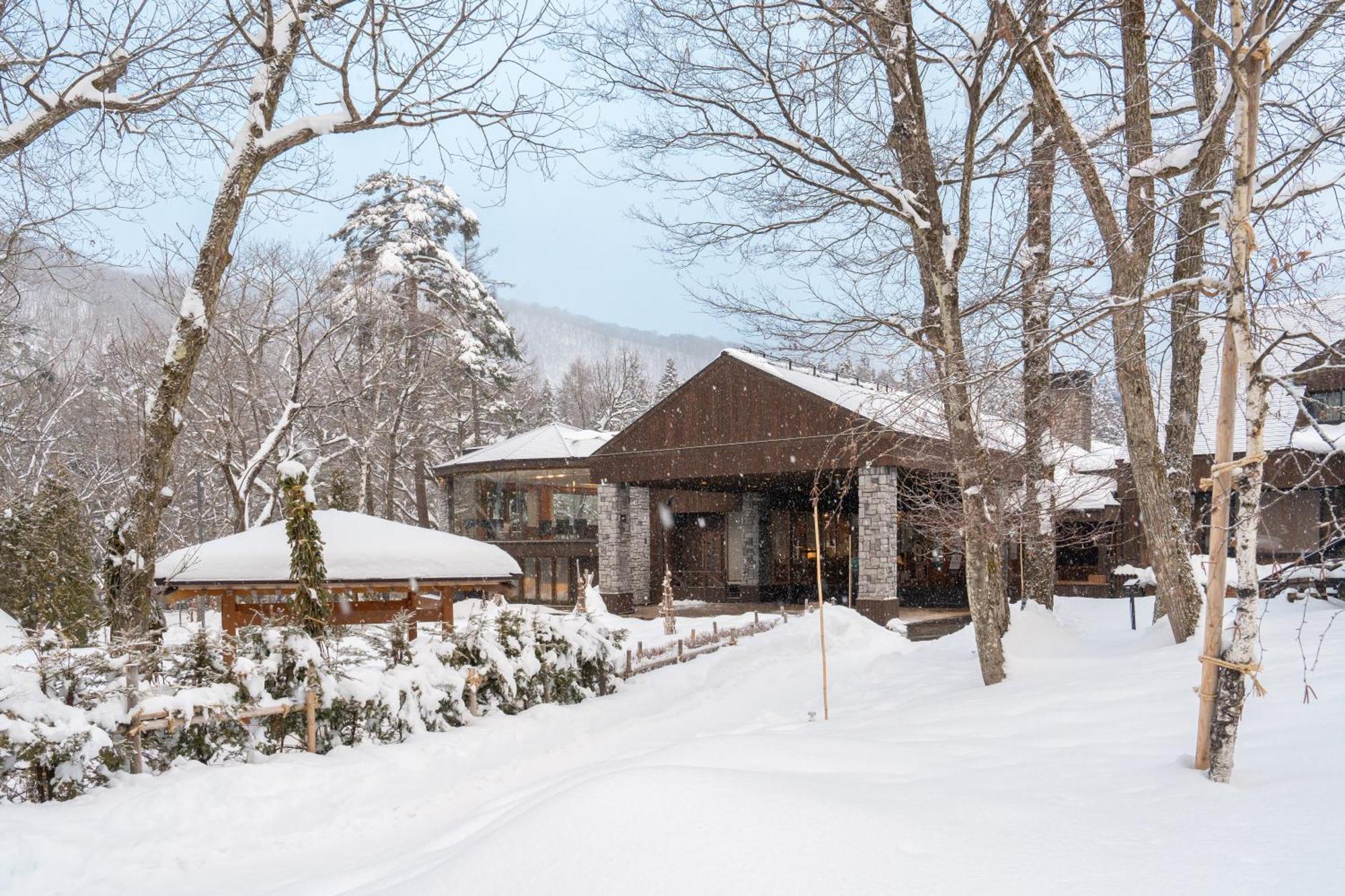 Hotel Sierra Resort Hakuba Exteriör bild