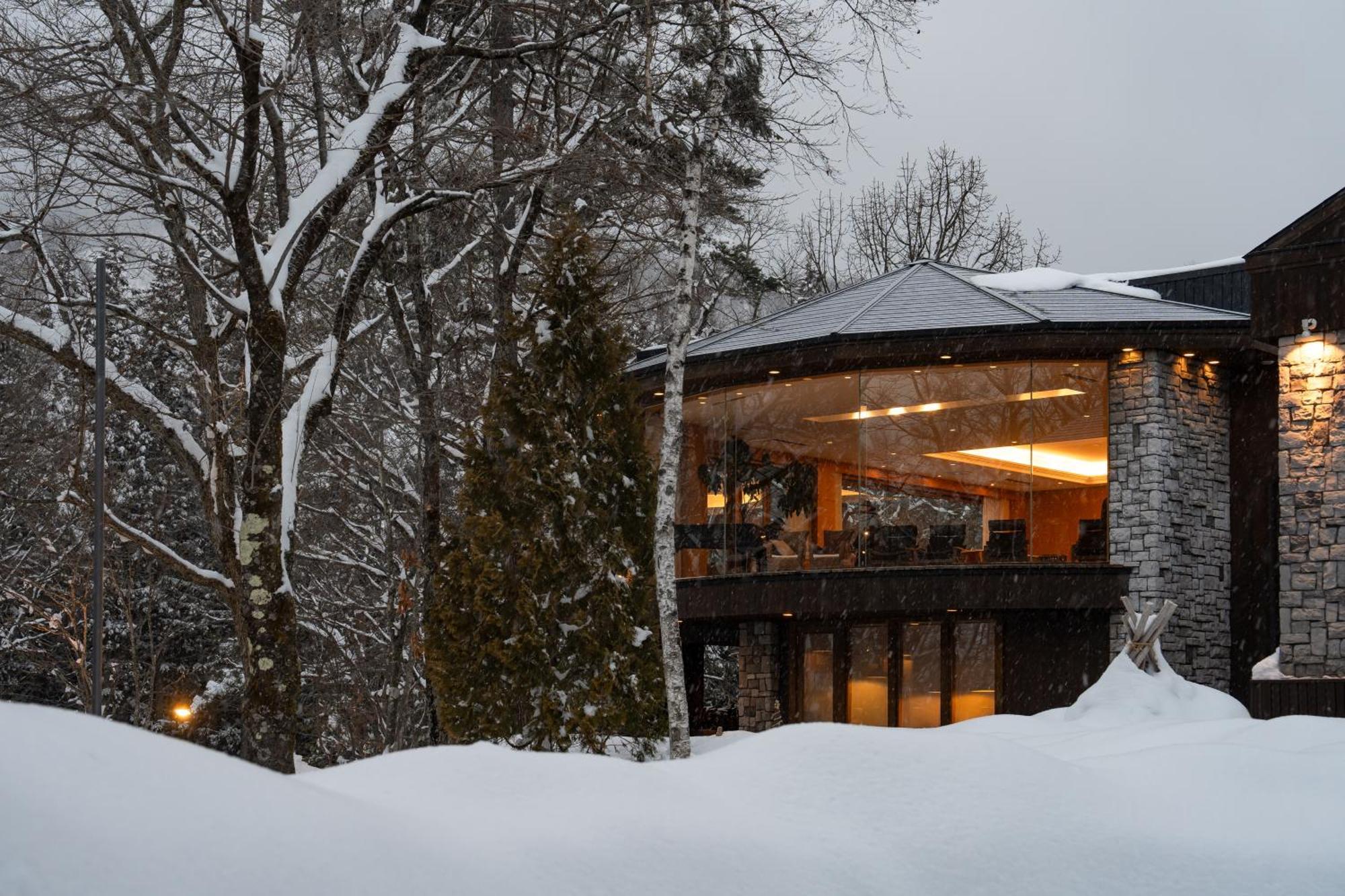 Hotel Sierra Resort Hakuba Exteriör bild