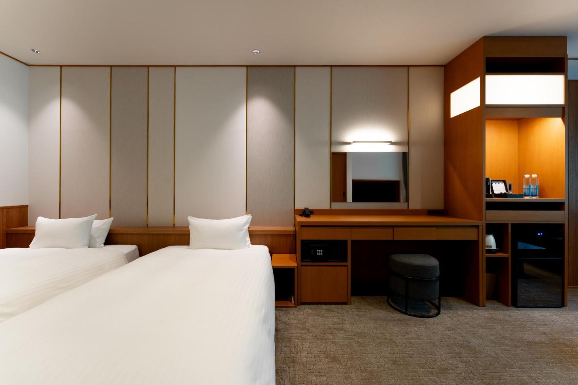 Hotel Sierra Resort Hakuba Exteriör bild