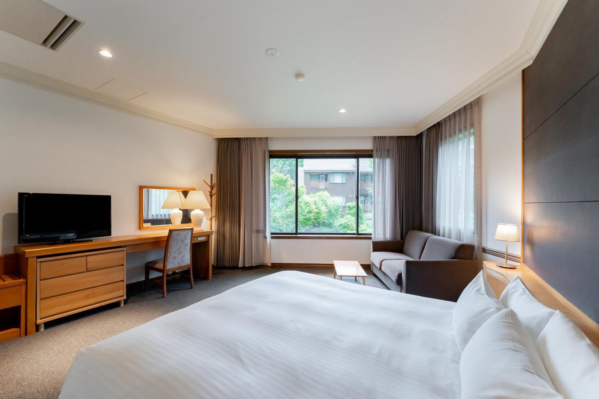 Hotel Sierra Resort Hakuba Exteriör bild