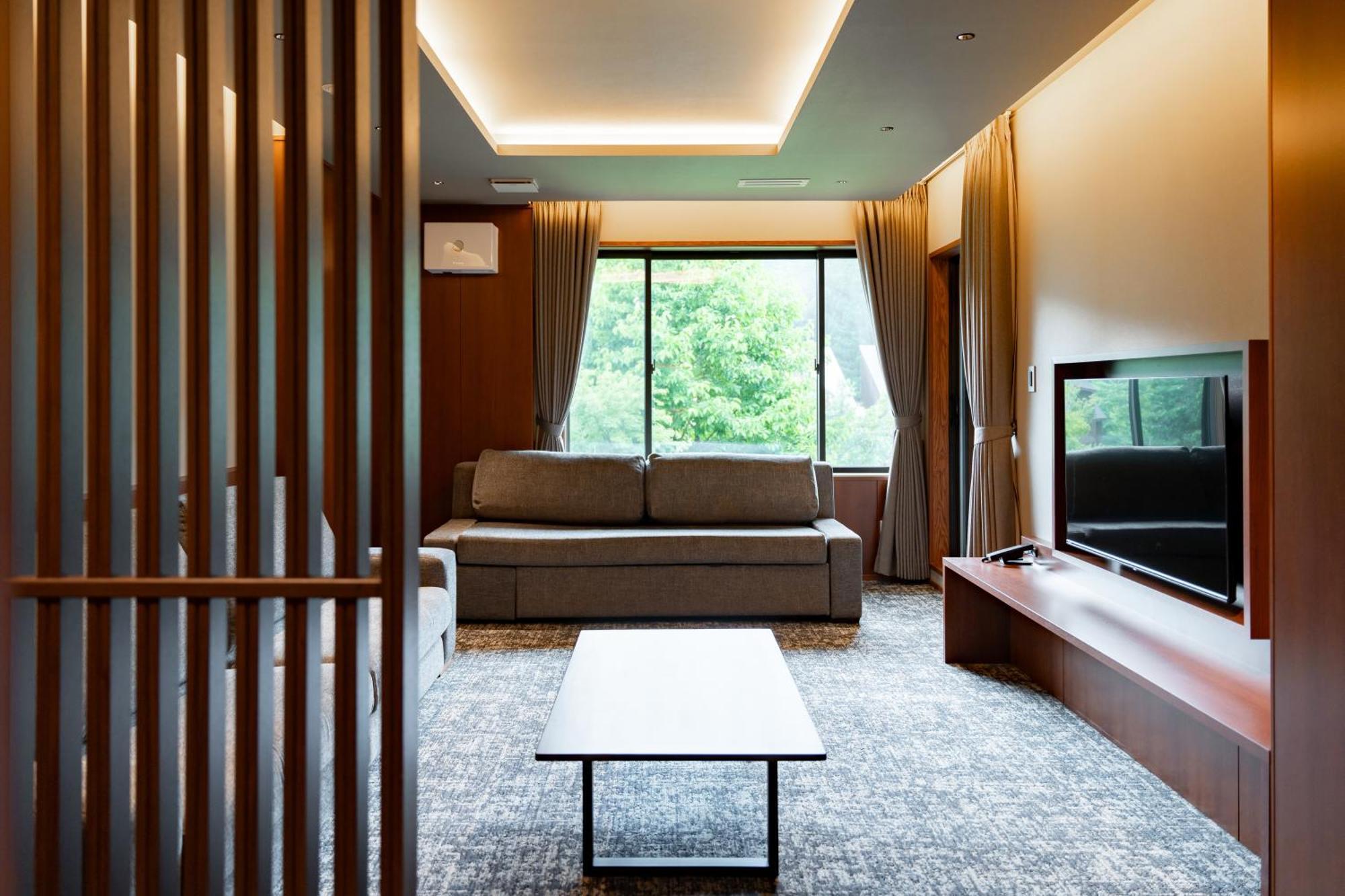 Hotel Sierra Resort Hakuba Exteriör bild